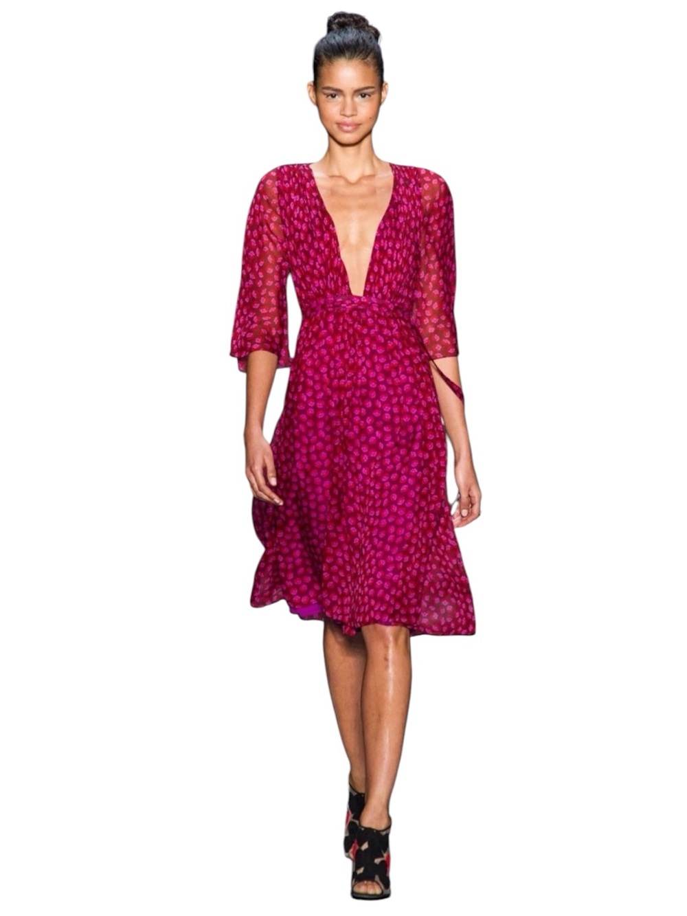 Diane Von Furstenberg DVF Alicia Silk Wrap Dress in Ballet Rose size 6